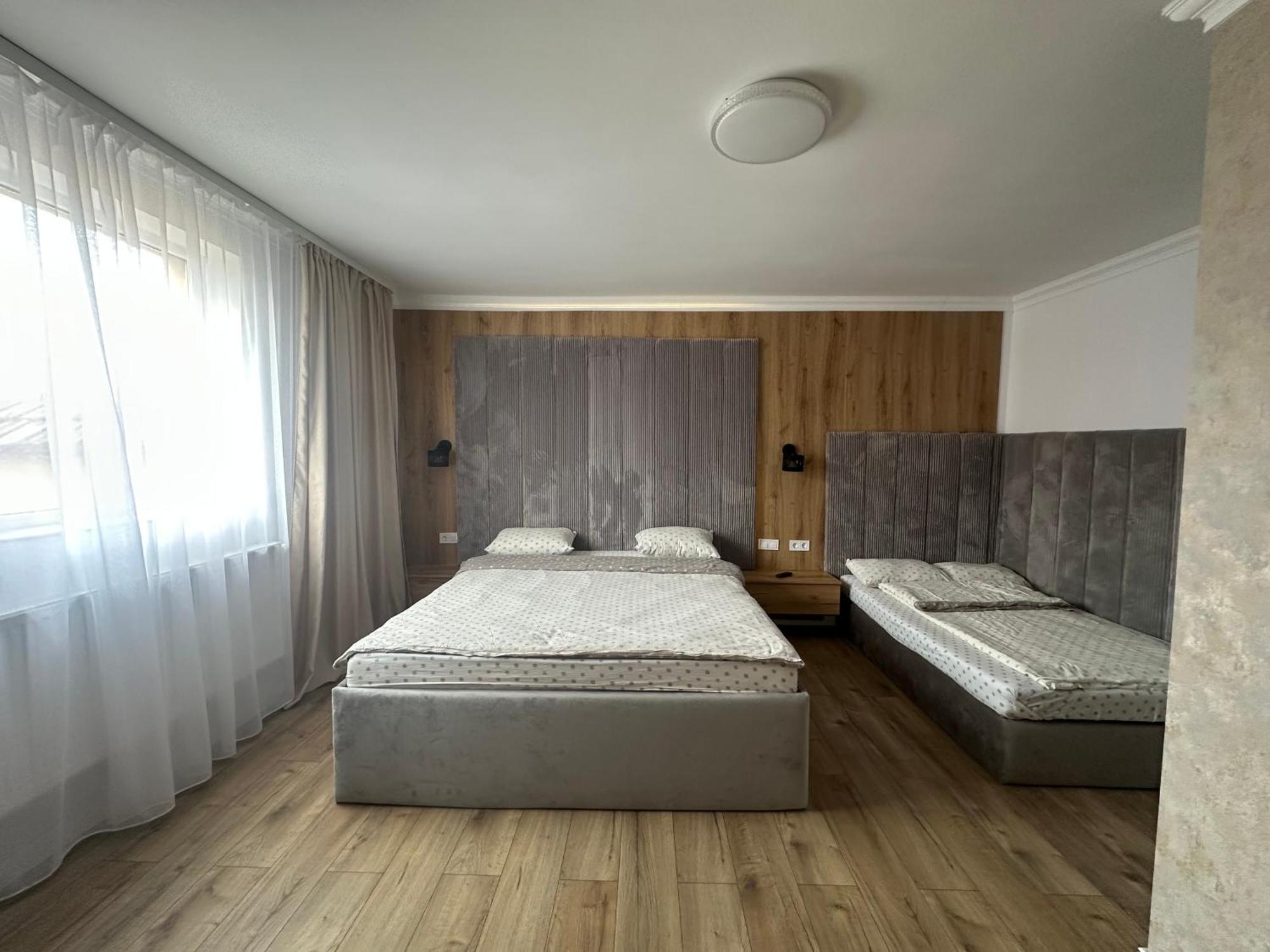 Country House Egomer Calugari 外观 照片